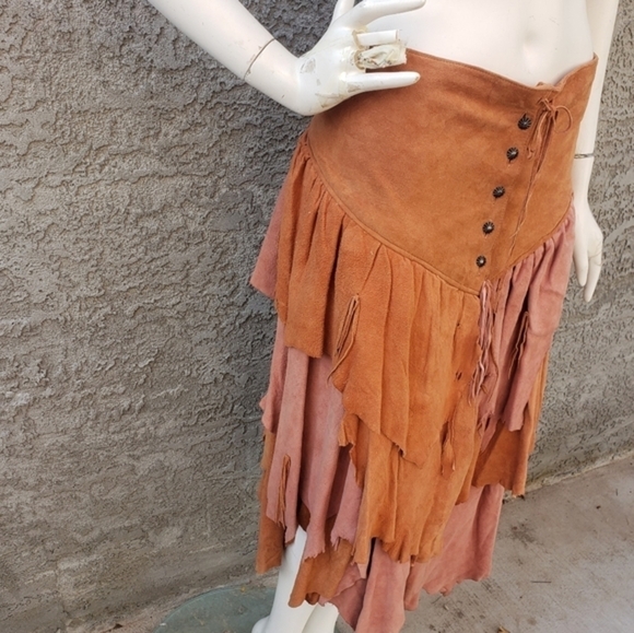 Gypsy‎ Suede Skirt, 😯not spell))) - Picture 6 of 14